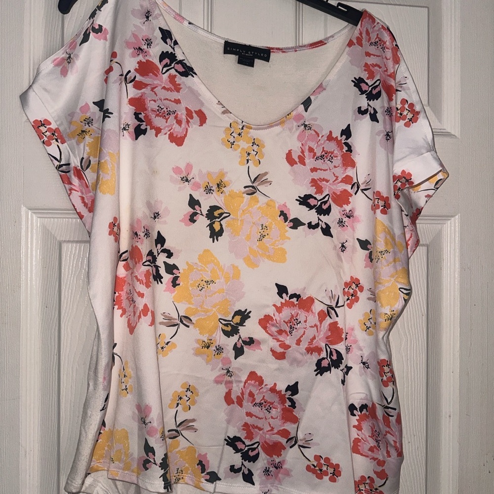 Simply Styled Short Sleeve Top - Pink, Yellow, Black on White